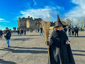 Edinburgh Witches Old Town Walking Tour and Underground Vault